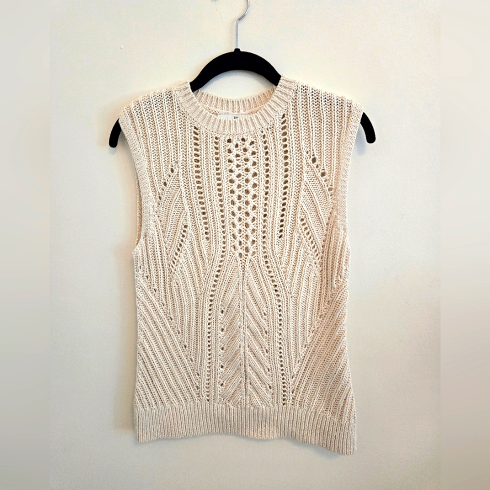 Banana Republic sleeveless open-stitch sweater or vest - EUC